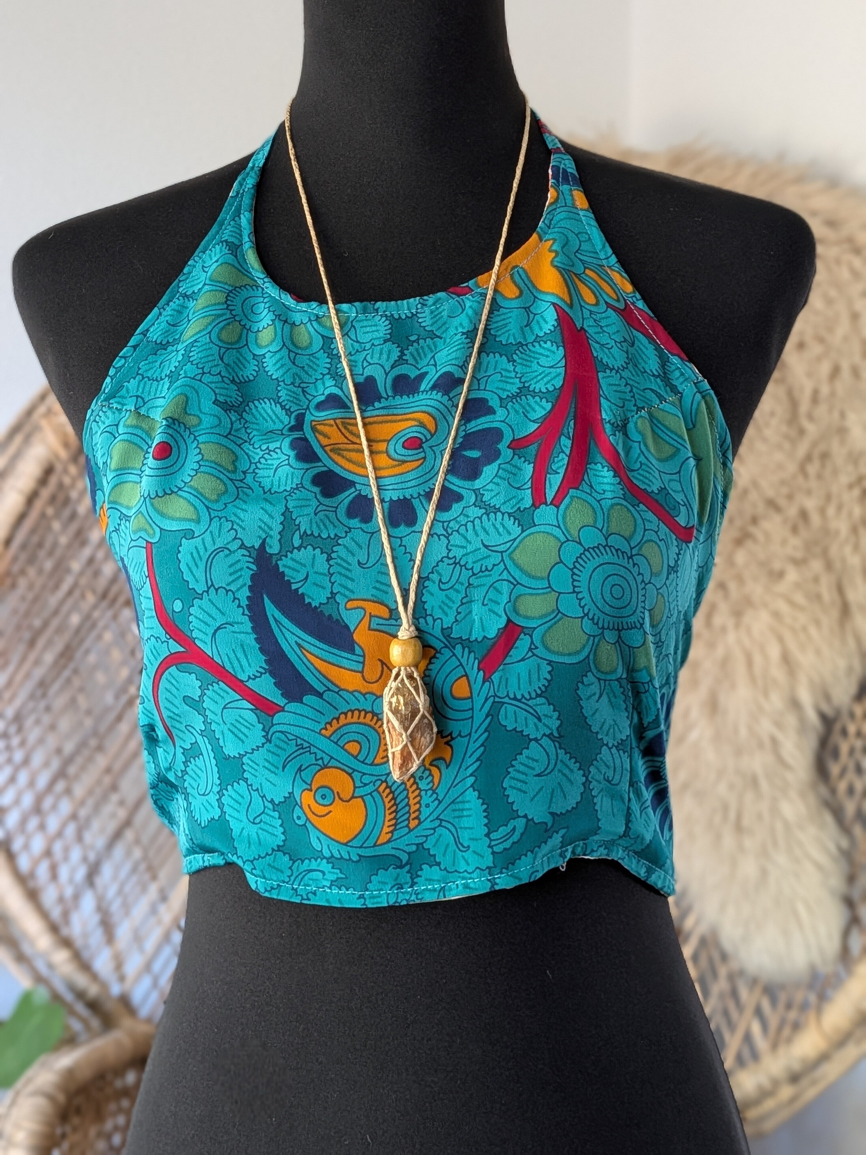 トップス theredthread S symbol halter tops Sari Halter Top – Psychedelic Sheep Boutique